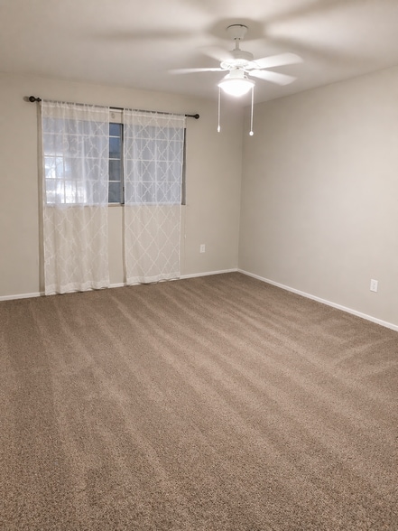 Building Photo - 8031 Dorinda Ave