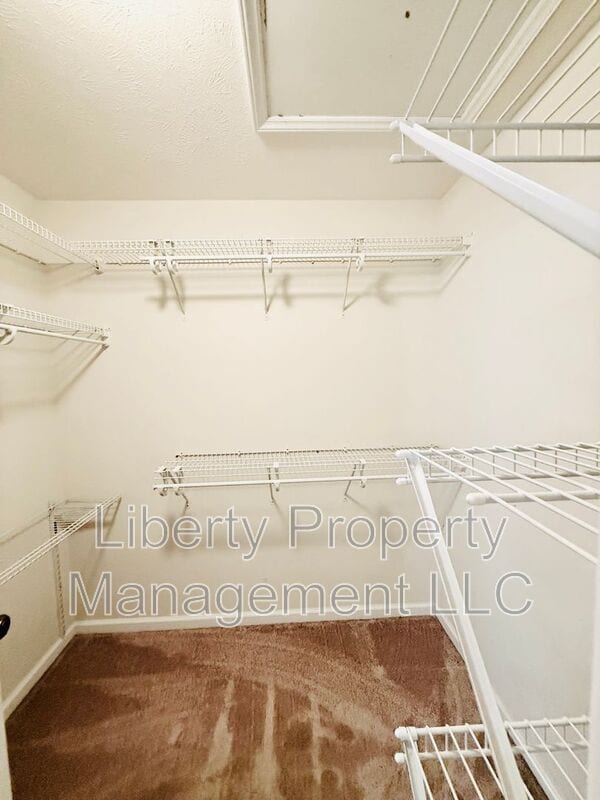 Building Photo - 48 Commonwealth Ct