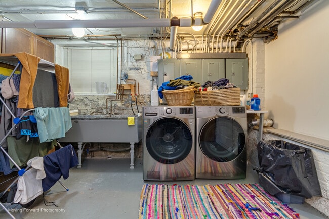 Building Photo - 3716 N Fremont St