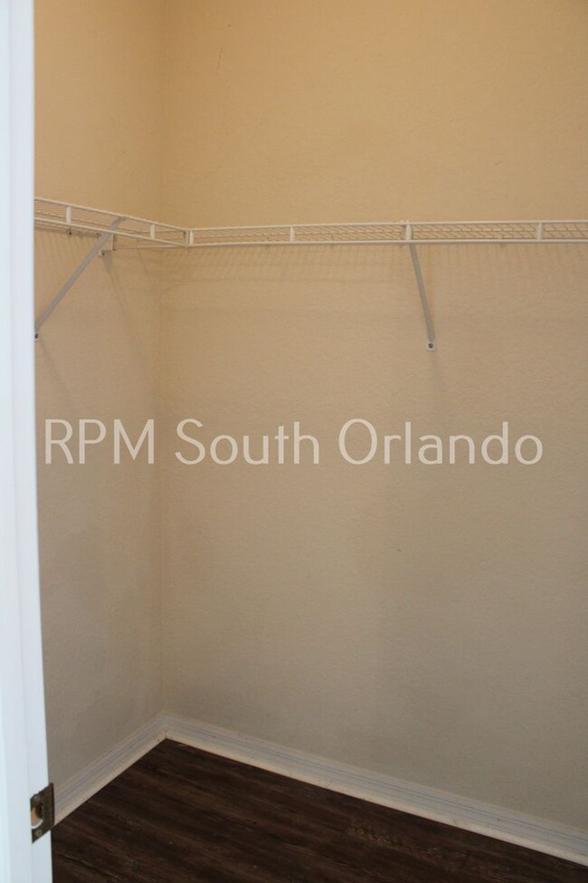 Building Photo - $600 OFF RENT SECOND MONTH !!!!!! 2 BED/ 2...