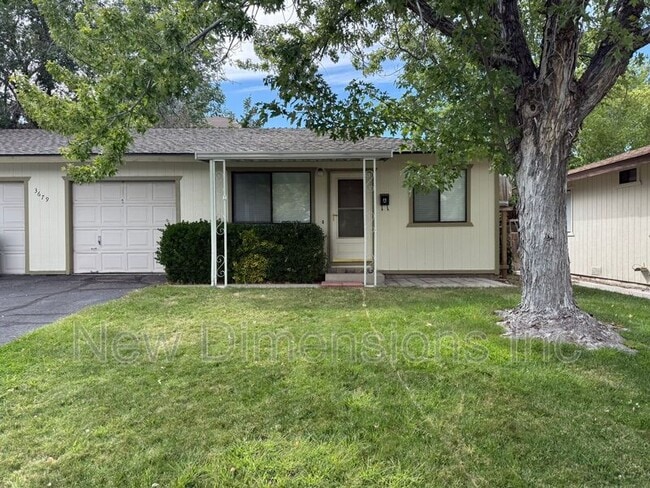 Building Photo - 3679 Grant Dr