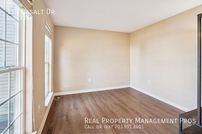 Building Photo - 114 Basalt Dr