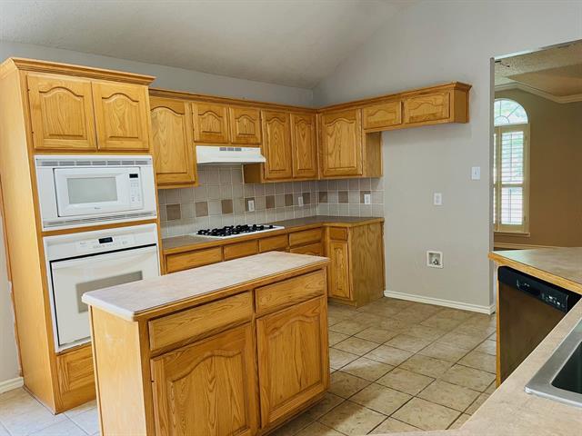 Building Photo - 5621 Flowerwood Ln