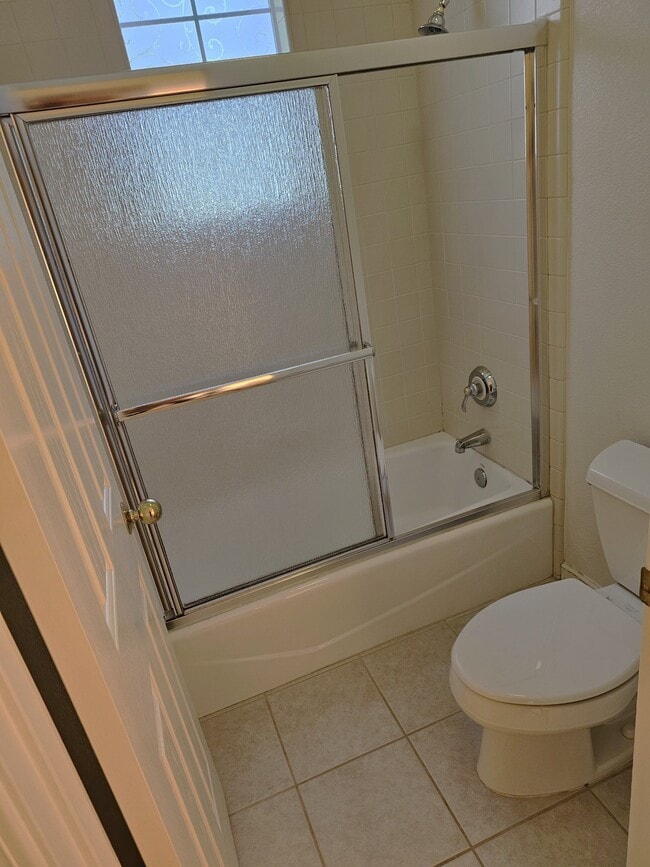 Building Photo - 397 Raven Way