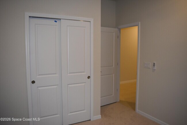 Building Photo - 5039 Sunnytime St