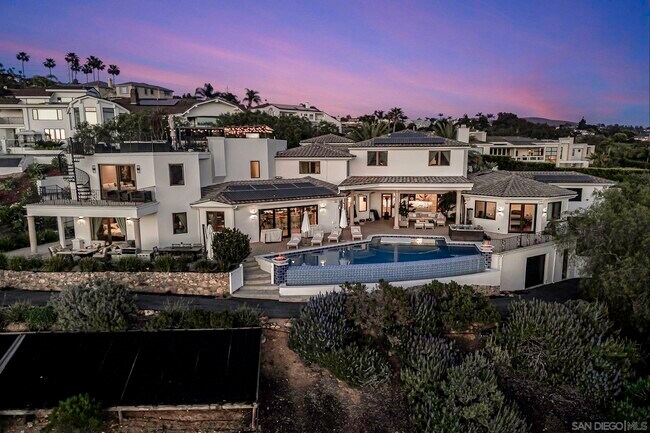 Building Photo - 7335 El Fuerte St