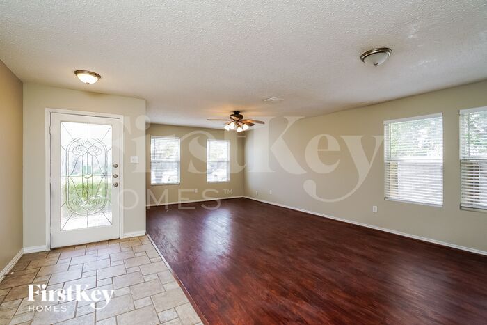 Building Photo - 3114 Melrose Dr