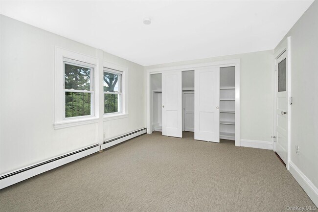 Building Photo - 1216 Halstead Ave