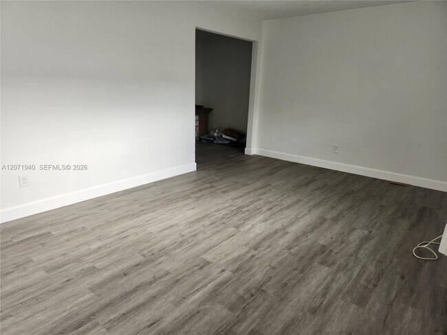Building Photo - 1239 Marseille Dr