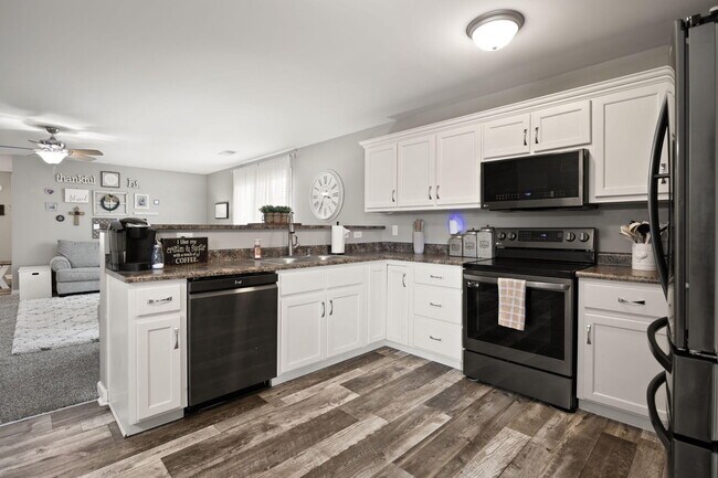 Building Photo - 4097 Loblolly Ln