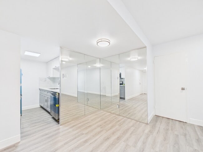 Building Photo - 7510 Hornwood Dr