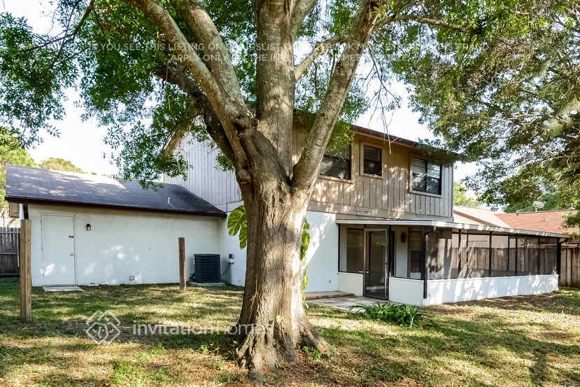 Building Photo - 10710 Wingate Dr