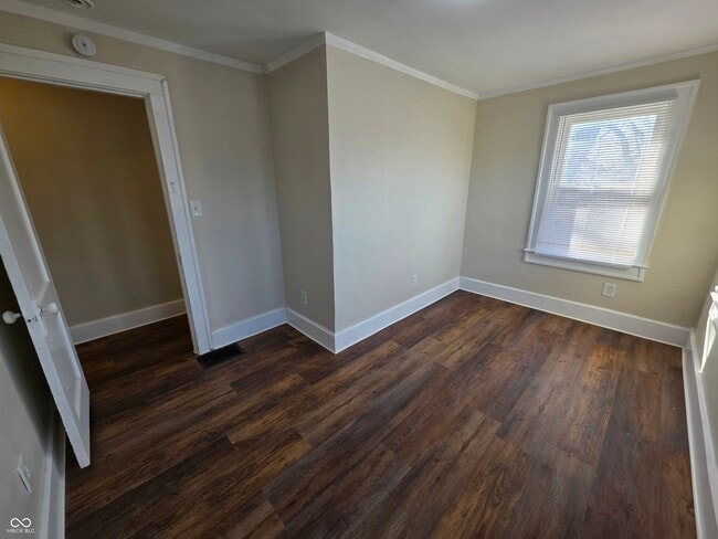 Building Photo - 316 N Denny St