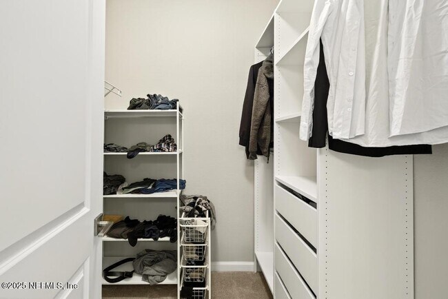 Building Photo - 542 Silver Landing Dr