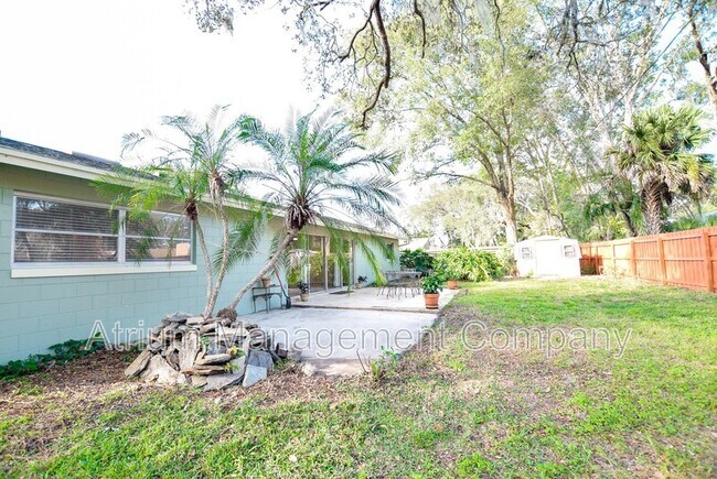 Building Photo - 1318 Kewannee Trail