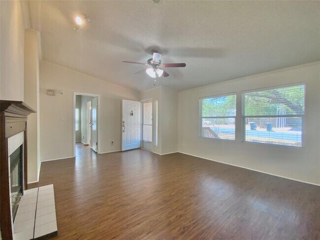Building Photo - 1301 Lipan Trail
