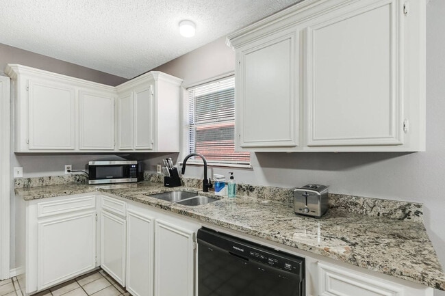 Building Photo - 7326 Winding Star Dr