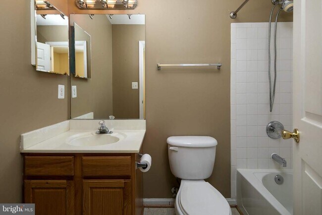Building Photo - 8611 Ellesmere Way
