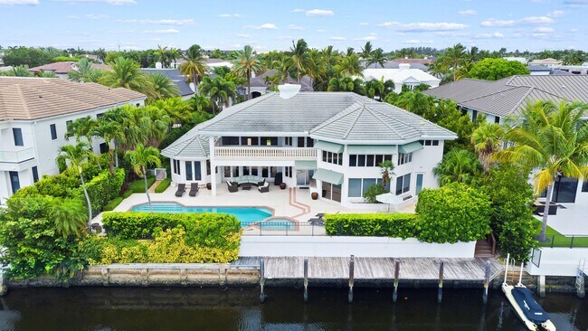 Primary Photo - 396 E Coconut Palm Rd