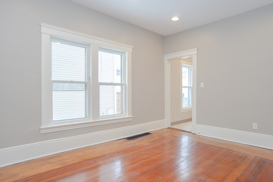 dining room - 1306 Belle Ave