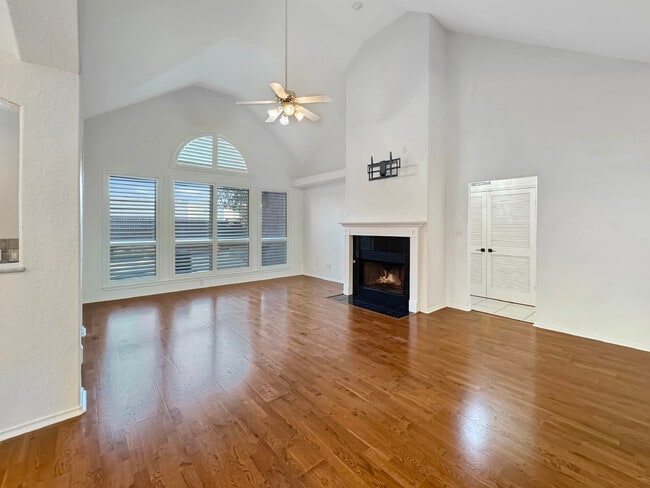 Building Photo - 5106 Ascot Pl