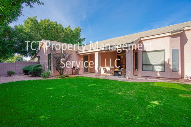 Building Photo - Spacious Four Bedroom Home in Scottsdale