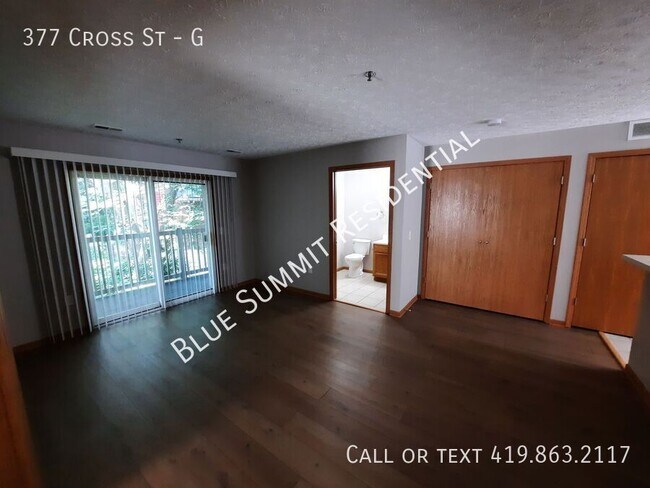 Building Photo - 377 Cross St