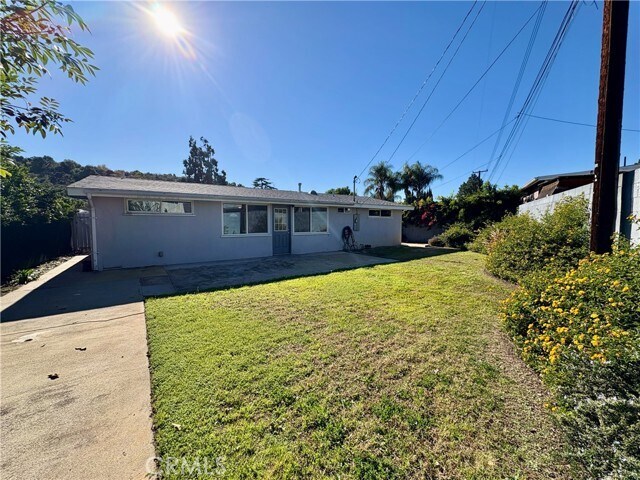 Building Photo - 555 E Haltern Ave