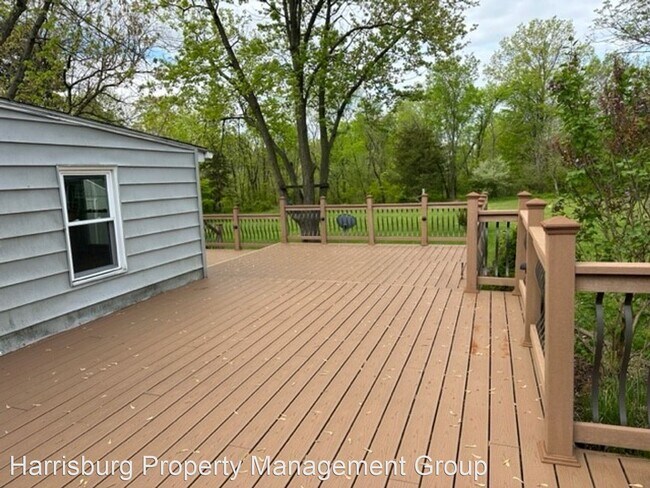 Building Photo - 3 br, 1.5 bath House - 6117 Nassau Rd