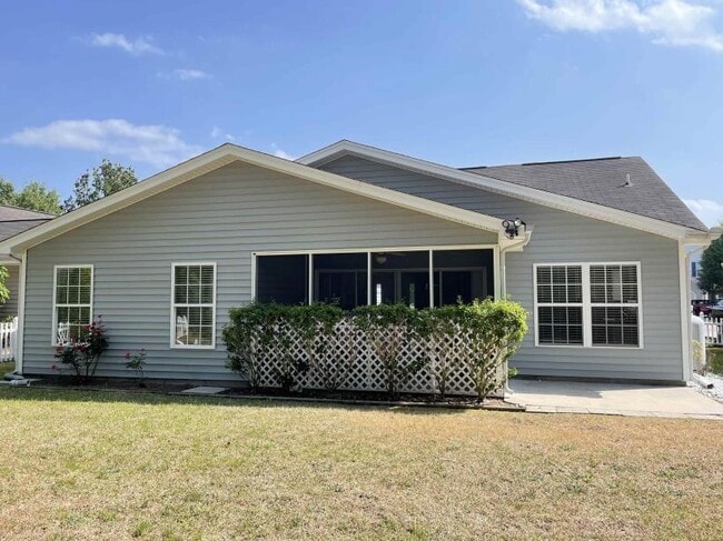 Building Photo - 4996 Southgate Pkwy