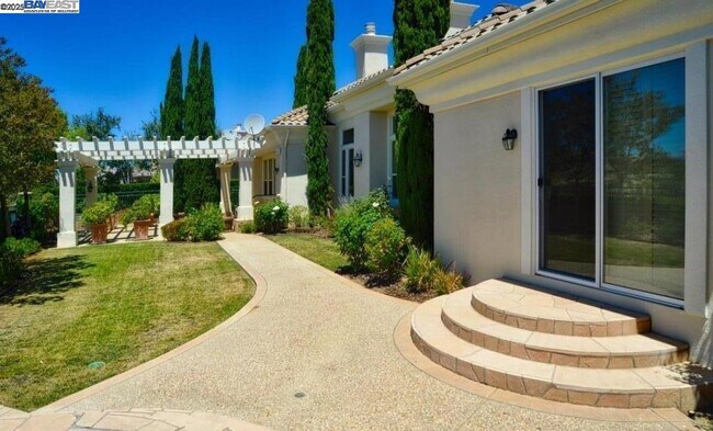 Primary Photo - 5253 Vicenza Way