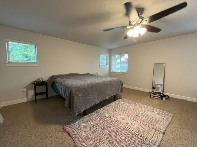 Building Photo - Spacious Corner-Lot Home with Three Levels...