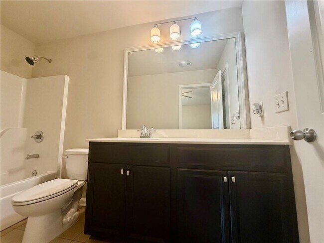 Building Photo - 4615 Woodbine Way