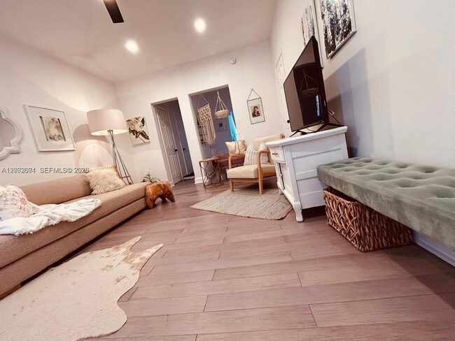 Building Photo - 1227 Euclid Ave