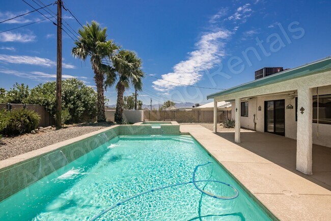 Building Photo - HEATED POOL & SPA