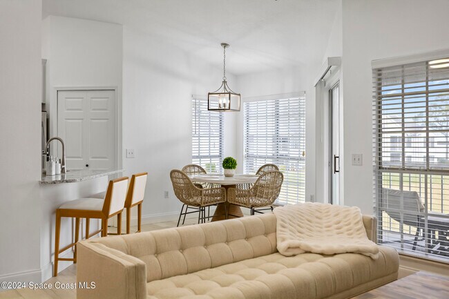 Building Photo - 7030 U.S. Rte 1