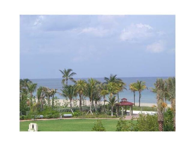 Building Photo - 4445 El Mar Dr