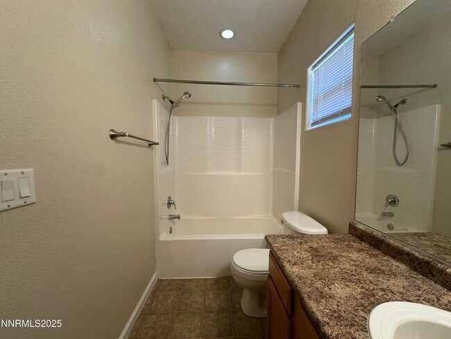 Building Photo - 387 Orrcrest Dr