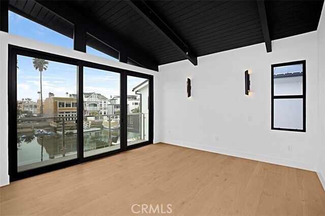 Building Photo - 4017 Channel