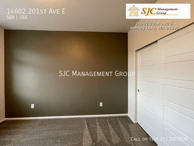 Building Photo - 14602 201st Ave E