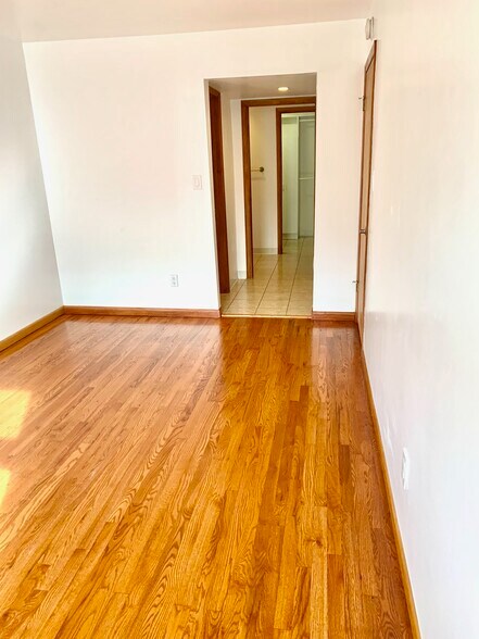 Primary Bedroom with large bath and walk in closet - 203 5th St