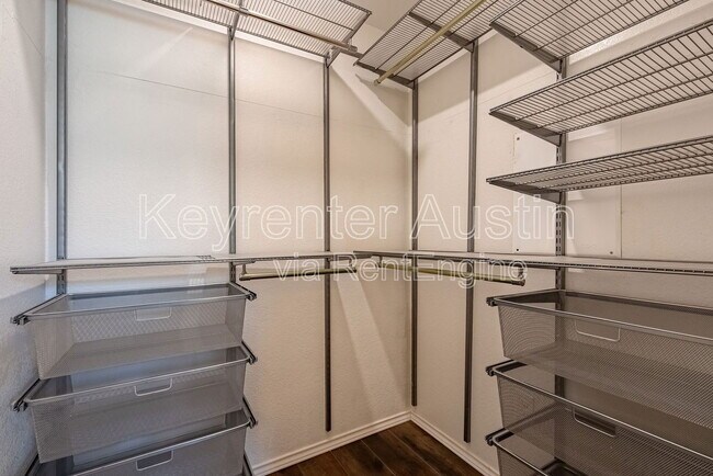Building Photo - 10120 Crescendo Ln