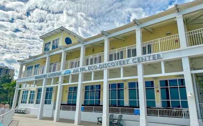 Building Photo - 5701 N Flagler Dr