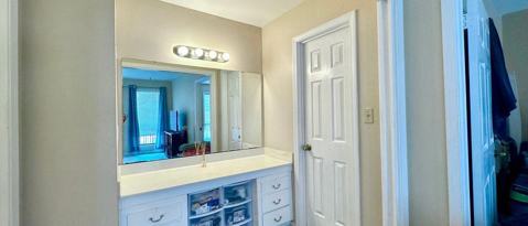 Building Photo - 2361 Sugartree Ct