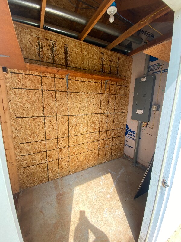 Building Photo - 3600 Old Forest Rd