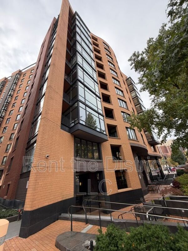 Building Photo - 1010 Massachusetts Ave NW