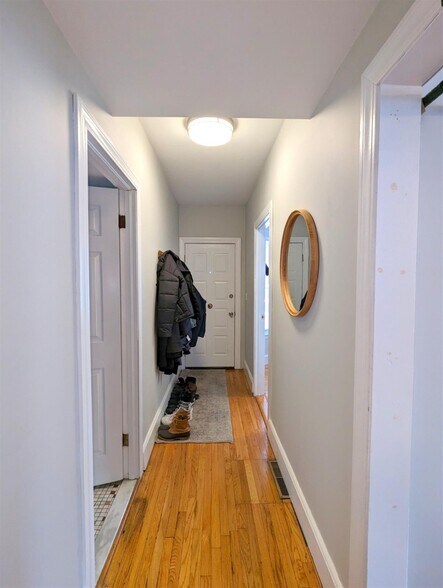 Building Photo - 383 Highland Ave