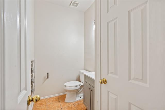 Building Photo - 3906 Pickett Pl Dr