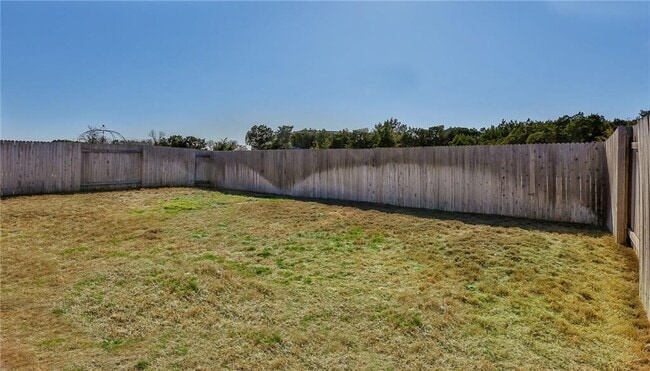 Building Photo - 637 Gabrielle Anne Dr