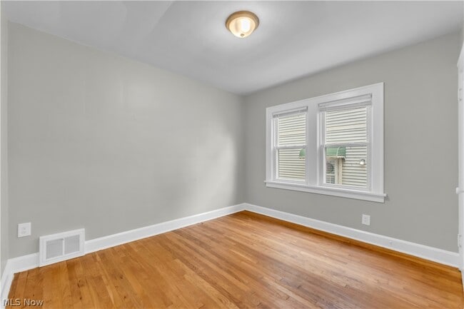 Building Photo - 3311 W 130th St